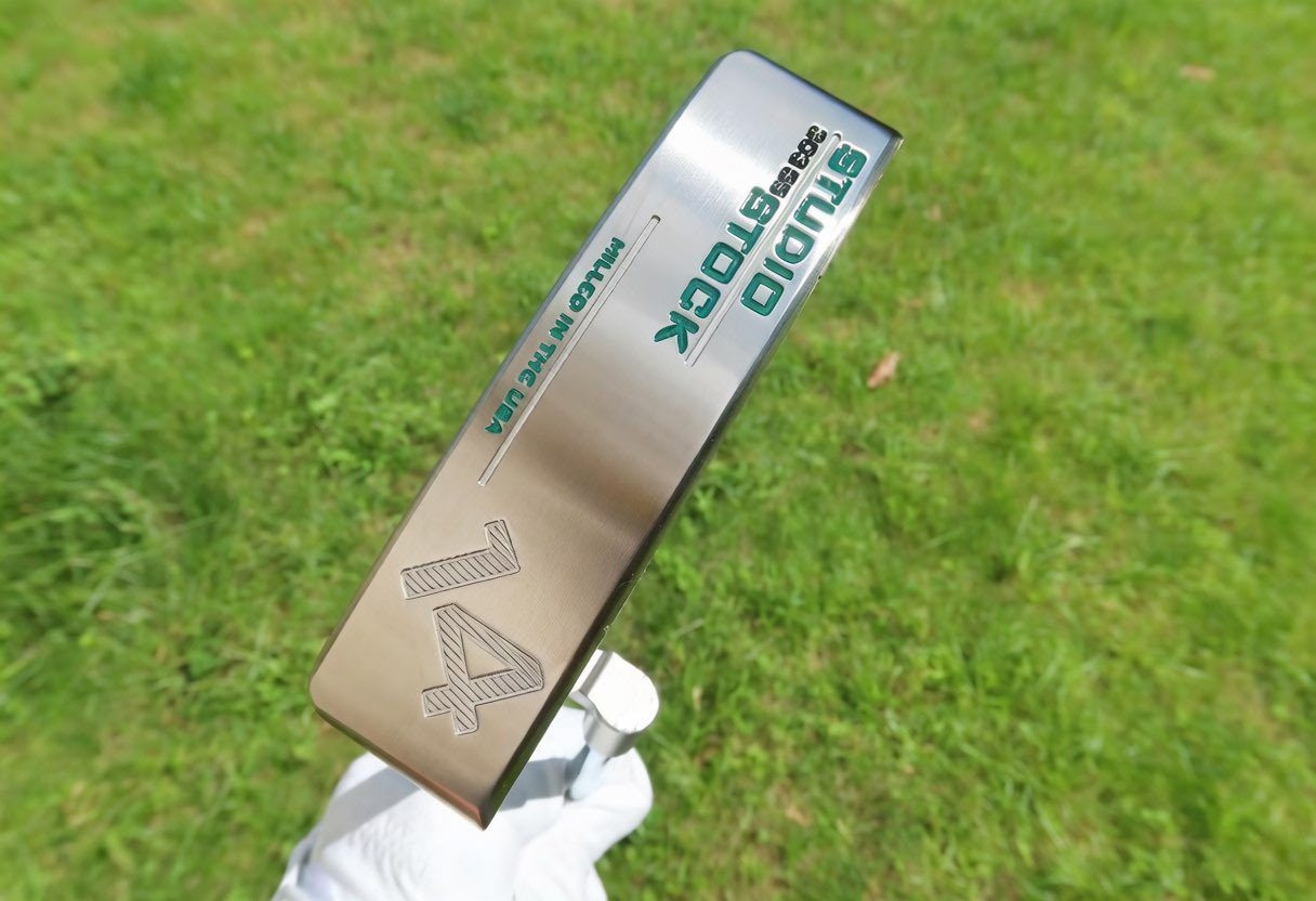 Golf Putter - 新しいゴルフクラブスタジオストック 14 ゴルフパター 303SS シンクフィットインライン 32/33/34/35/36